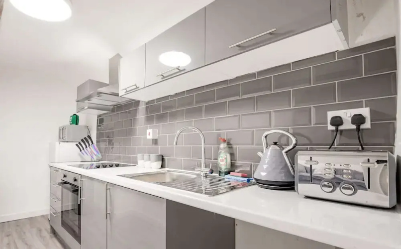 Host Stay New Street Dwelling