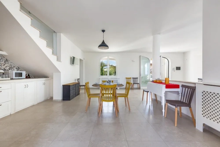 3 Bedrooms Comfort Cottage