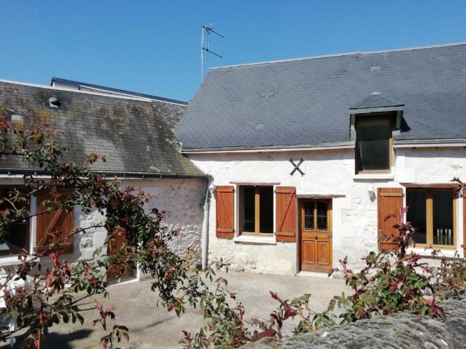 Cottage with garden view