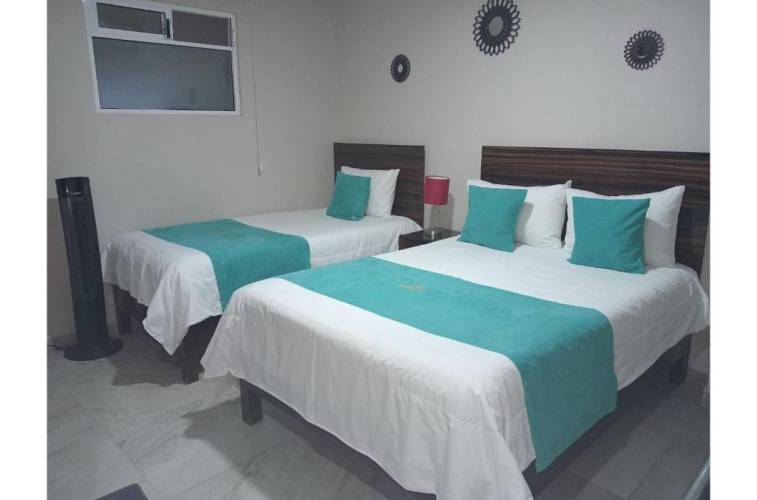 Standard Triple room