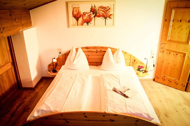 People'S Hotel