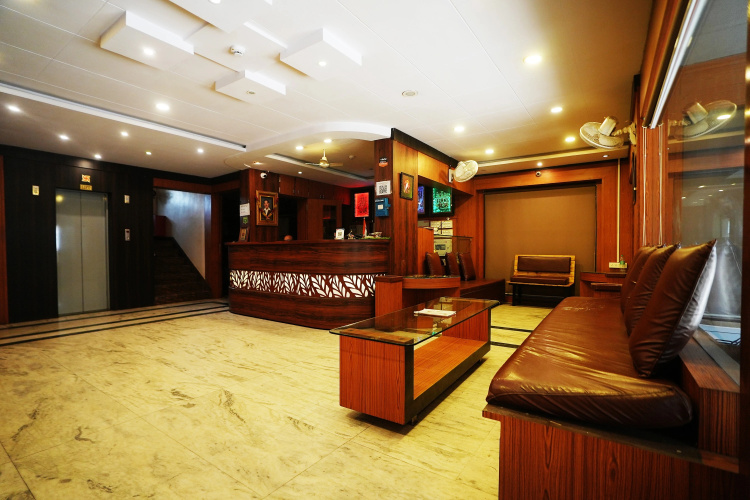 Hotel Madurai near Central Bus Stand, Udaipur