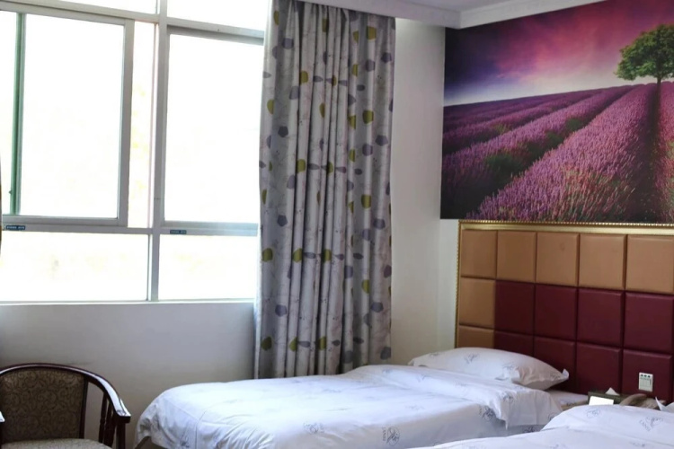 909 Business Hotel