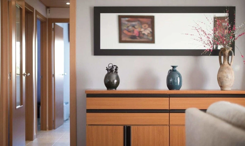 4 Bedrooms Apartment