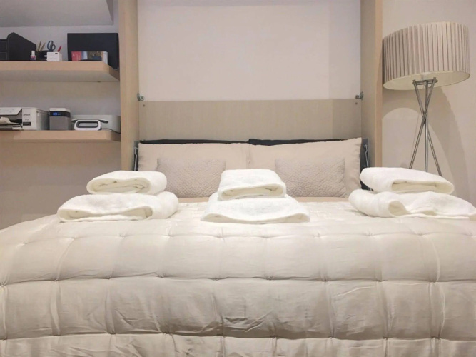 Westminster Studio Apartment