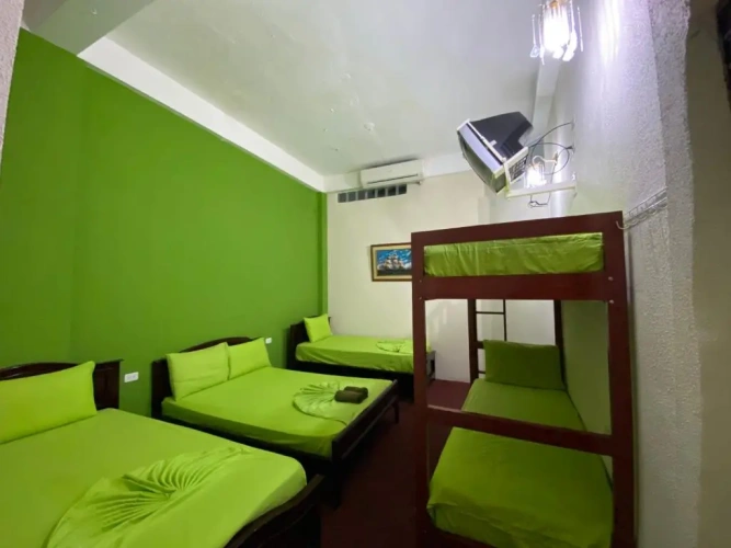 Deluxe Quadruple room
