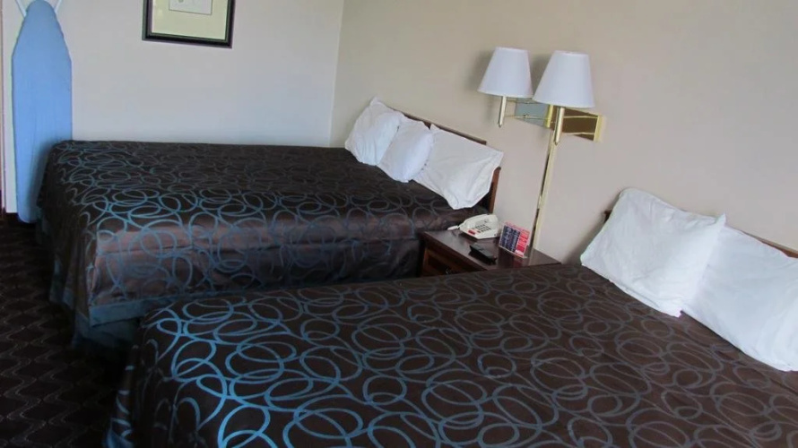 USA Inn and Suites Springfield Ohio