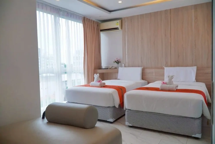 Deluxe Twin room