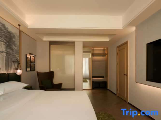 1 Bedroom Standard Suite
