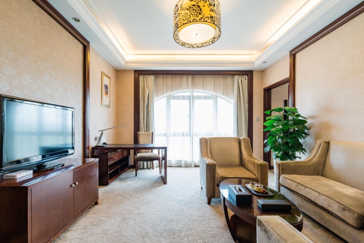 Deluxe Double Suite