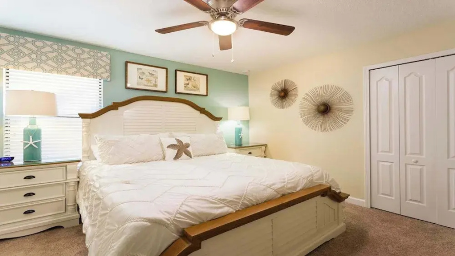Opulent Villa, 10 Min to Disney, Pool & Spa