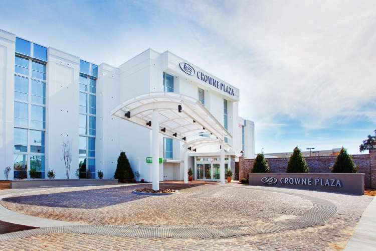 Crowne Plaza Charleston Airport - Conv Ctr By IHG
