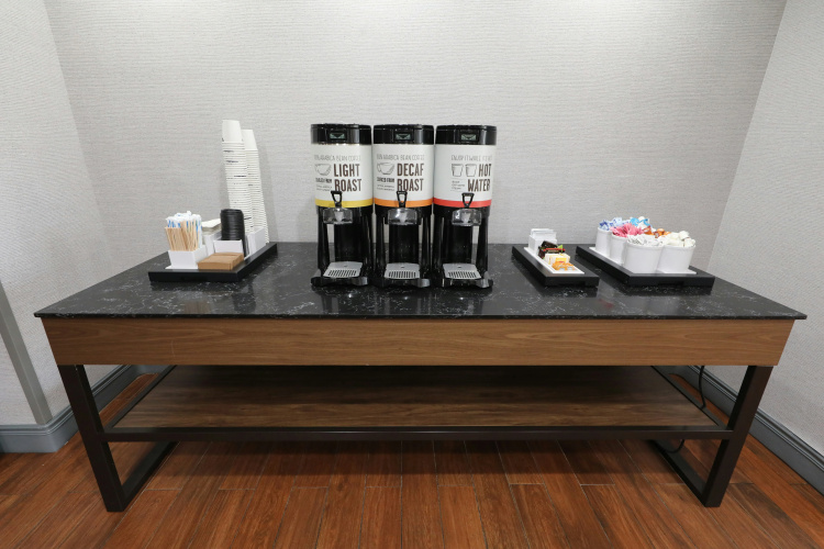 Hampton Inn Hutchinson photo 13