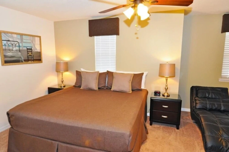 6 Bedrooms Family Cottage