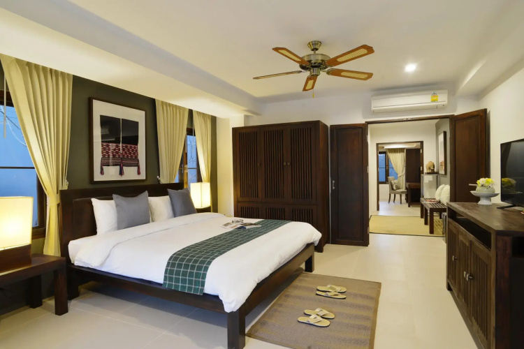 The Quarter Hotel