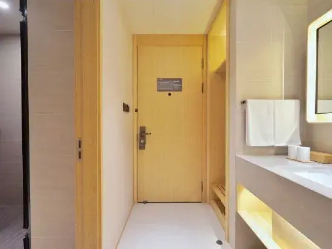 Joyful Hotel