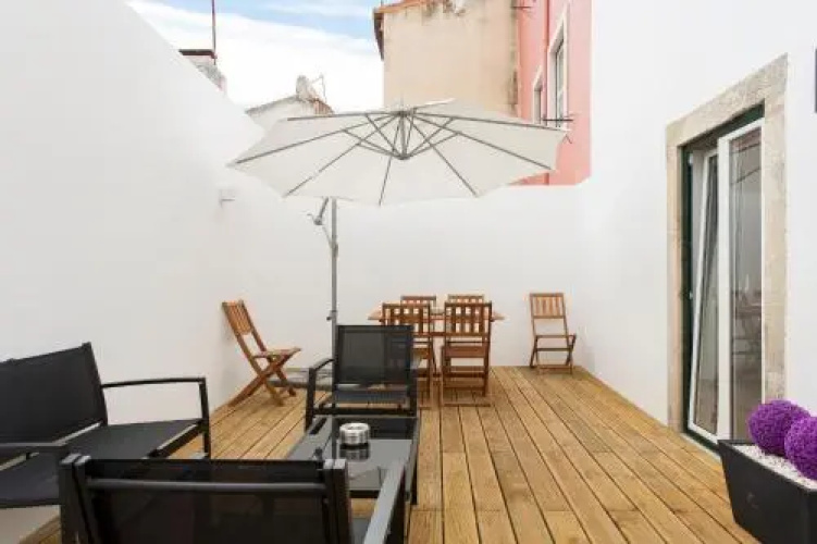 Castelo Picão Apartments