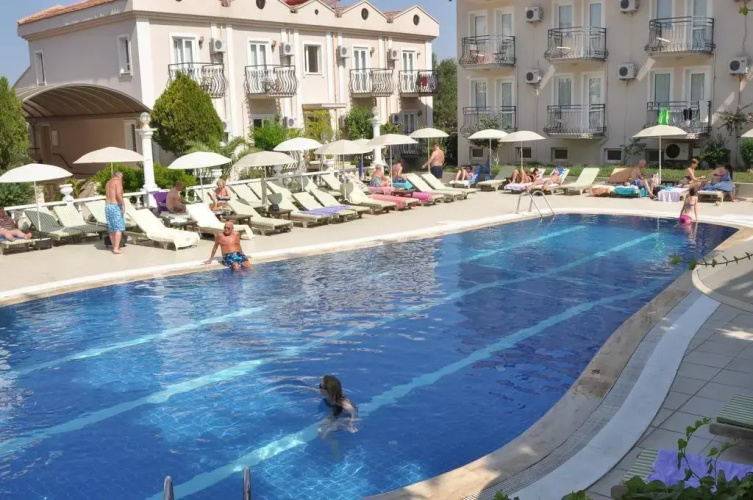 Ramos Hotel