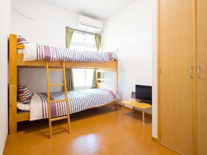 Bed in Dorm
