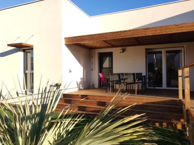 2 Bedrooms Cottage