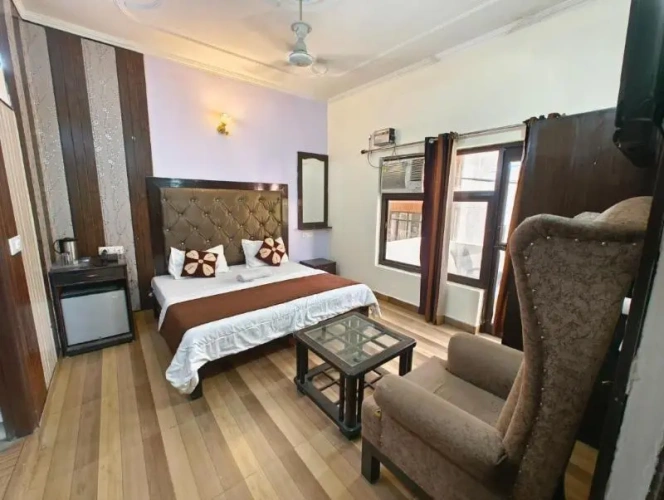 Superior Double room with balcony