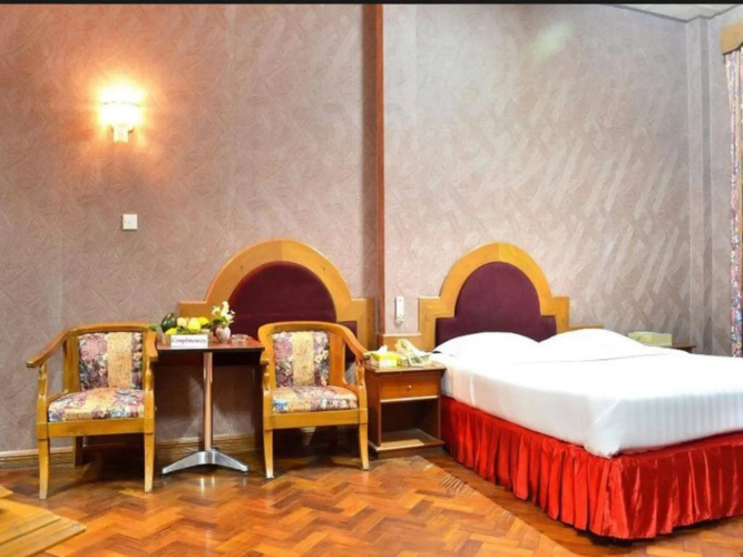 Excel Palace Hotel