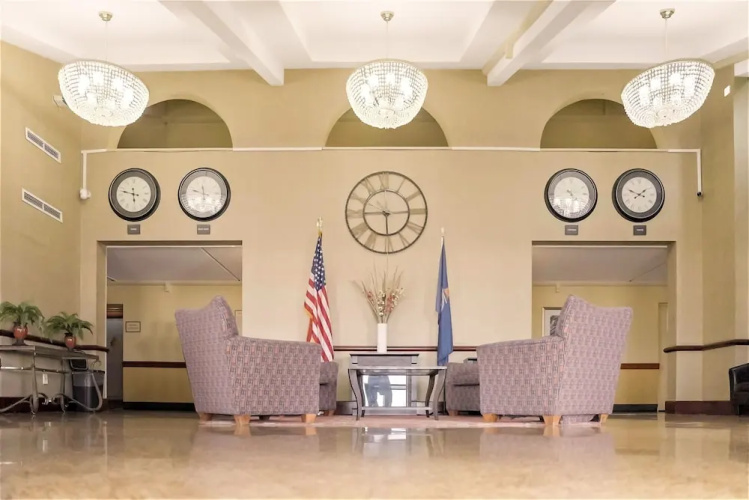 Economy Hotel Plus Wichita