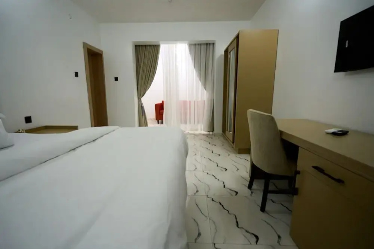 Motiqoq Hotels And Suites