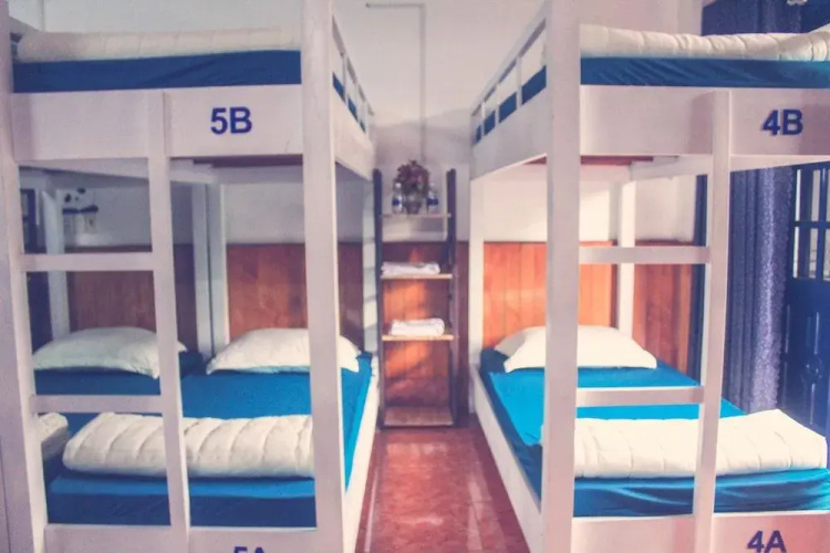 AQua Home - Hostel