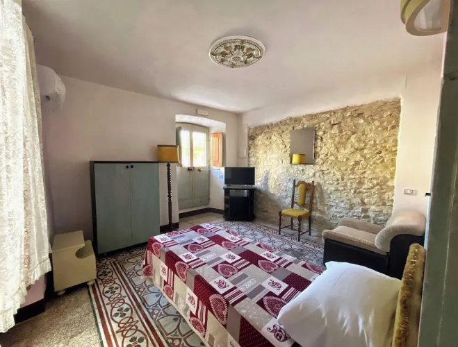 Collis Petri Relais