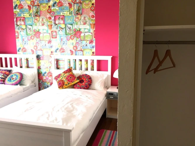 Standard Twin room with balcony