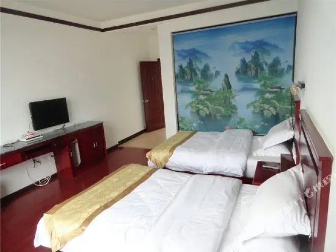 Yuanming Business Hostel