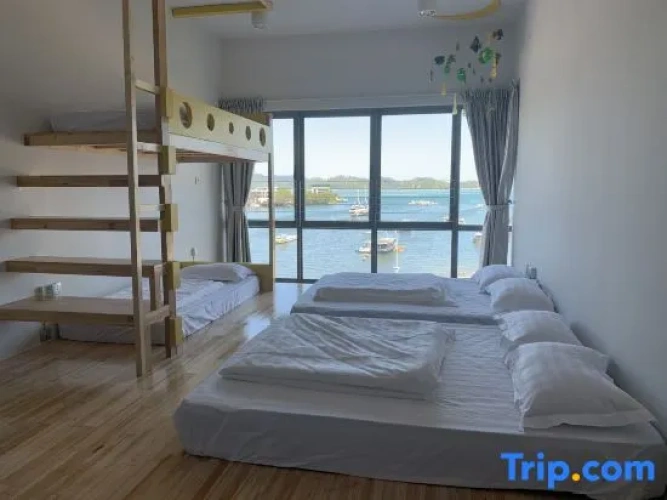 4 Bedrooms Standard room