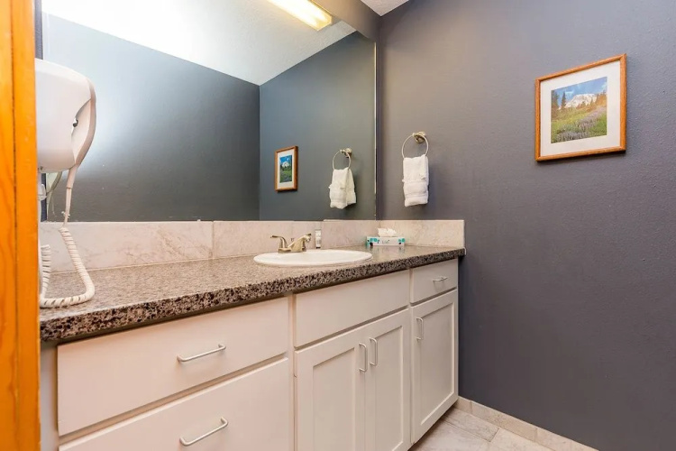 Pines #2059 - 2 Br Condo