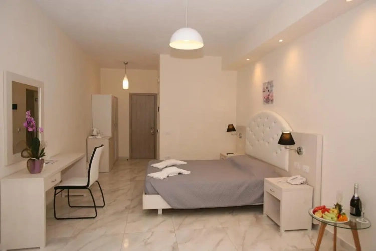 Superior Double room with garden view