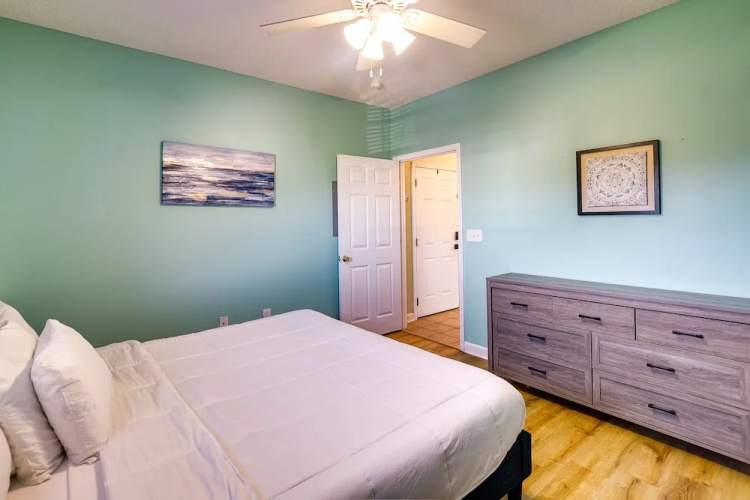 Barefoot Resort Condo w/ Pools & Balcony!