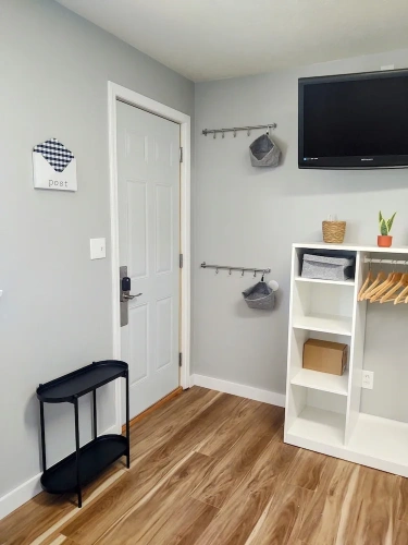 Deluxe Studio