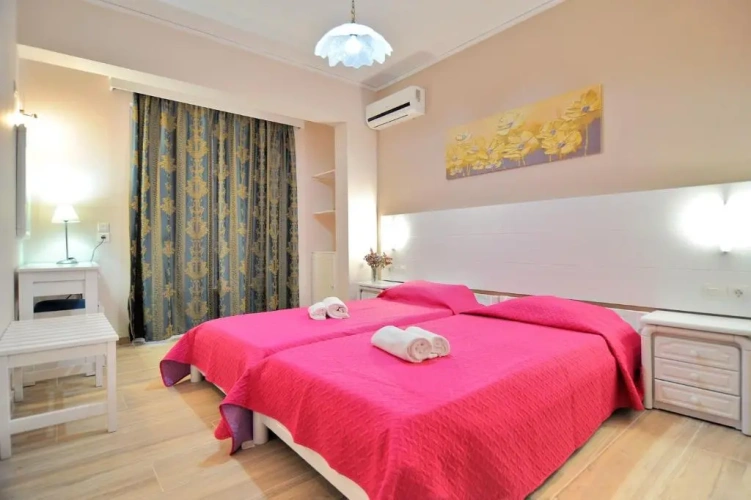 Superior Quadruple room