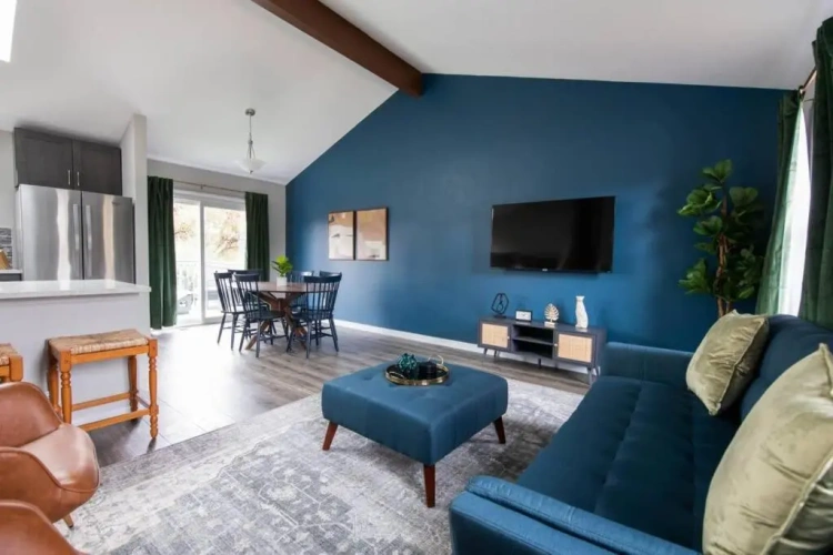 Standard Family room