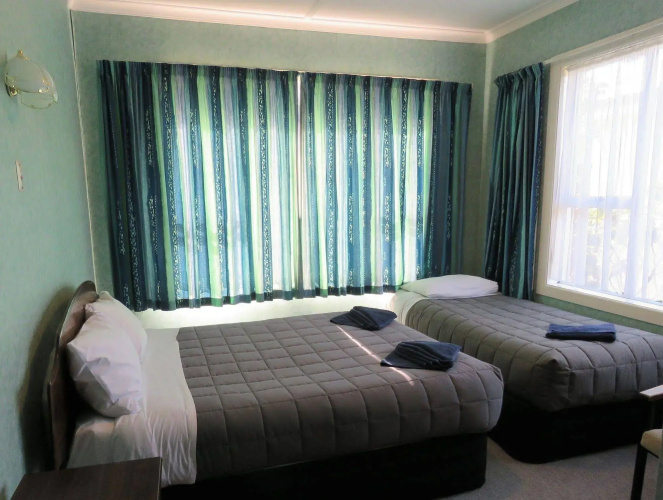 Yarrow Motel