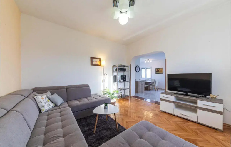 Apartment Kastel Kambelovac 10