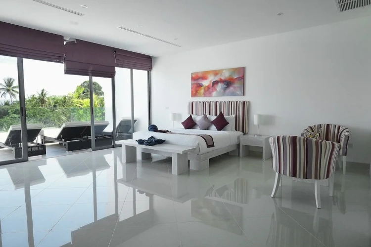 2 Bedrooms Luxury Apartment with partial sea view