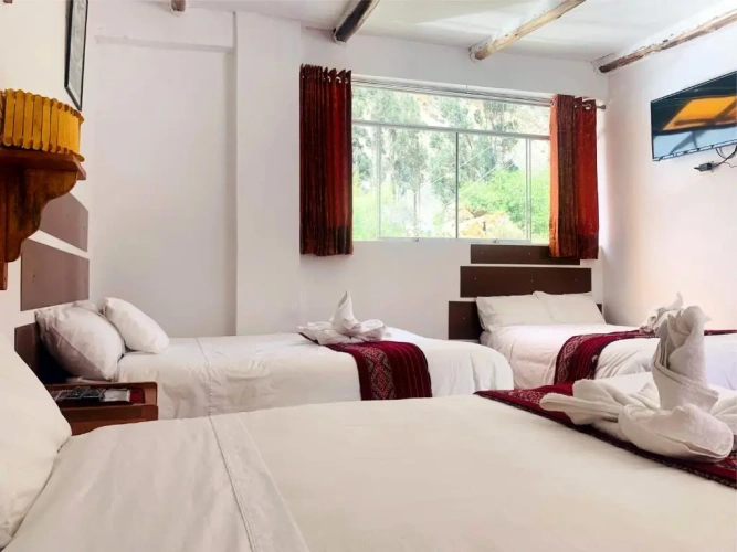 Standard Triple room with view