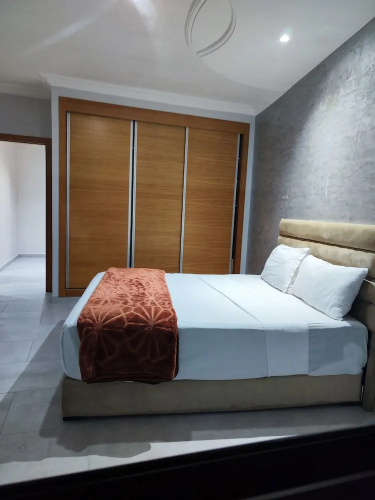 Les Belles Residences F