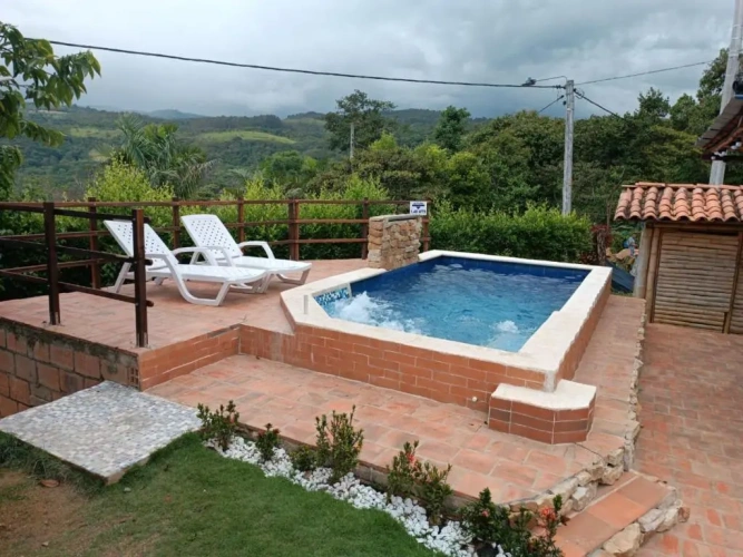 4 Bedrooms Cottage