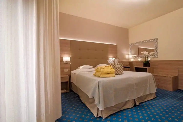 Comfort Single room with view