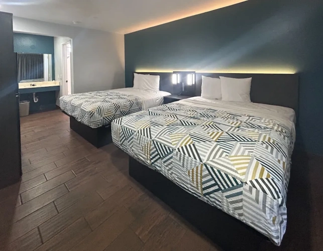 Standard Quadruple room