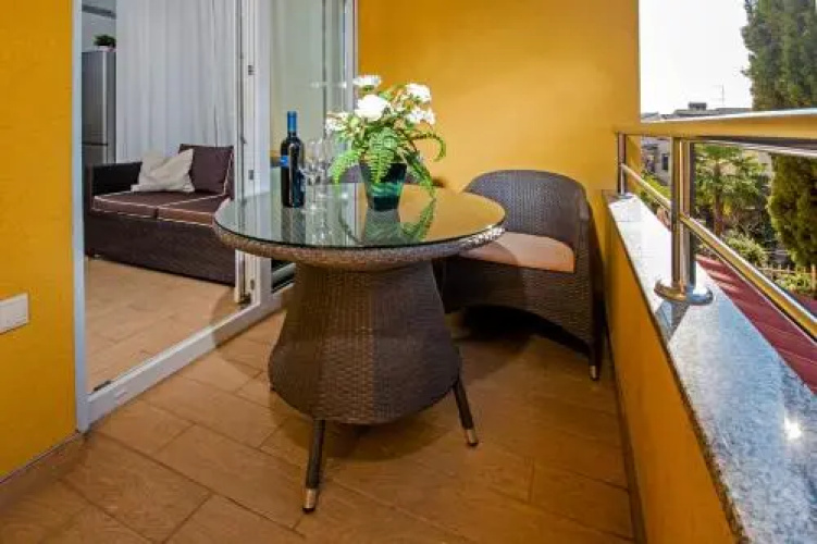 Pimlico Apartment