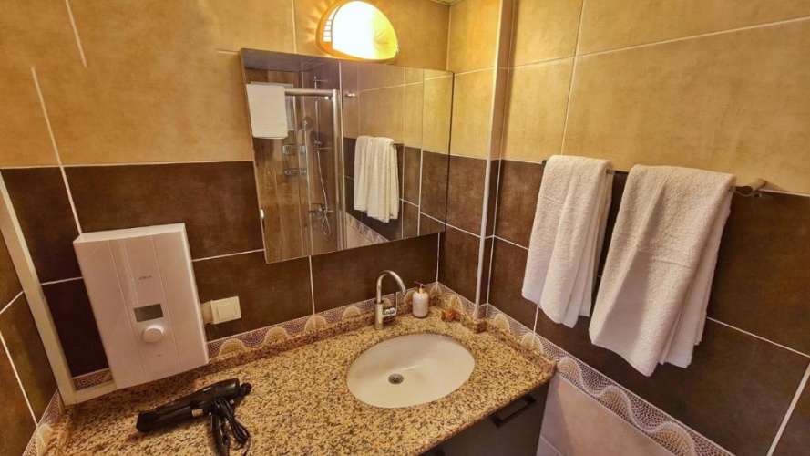 2 Bedrooms Deluxe Double Apartment