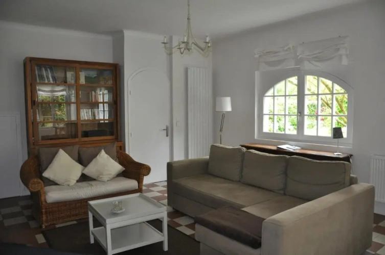 2 Bedrooms Cottage